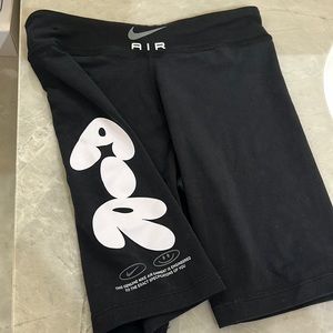 Nike biker shorts size L (big girls)
